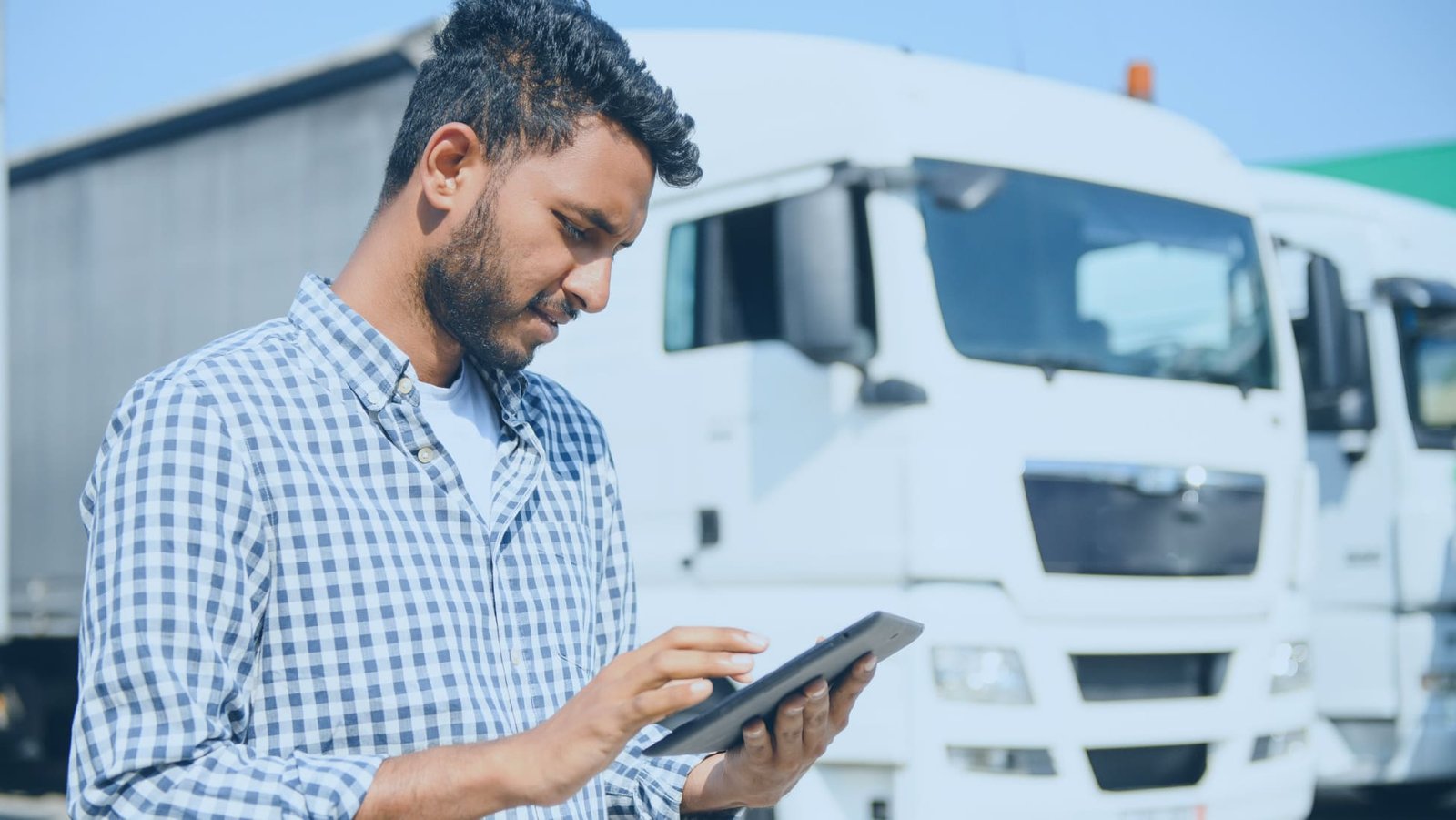 Owner operator understanding truck dispatch service cost and planning trucking operations