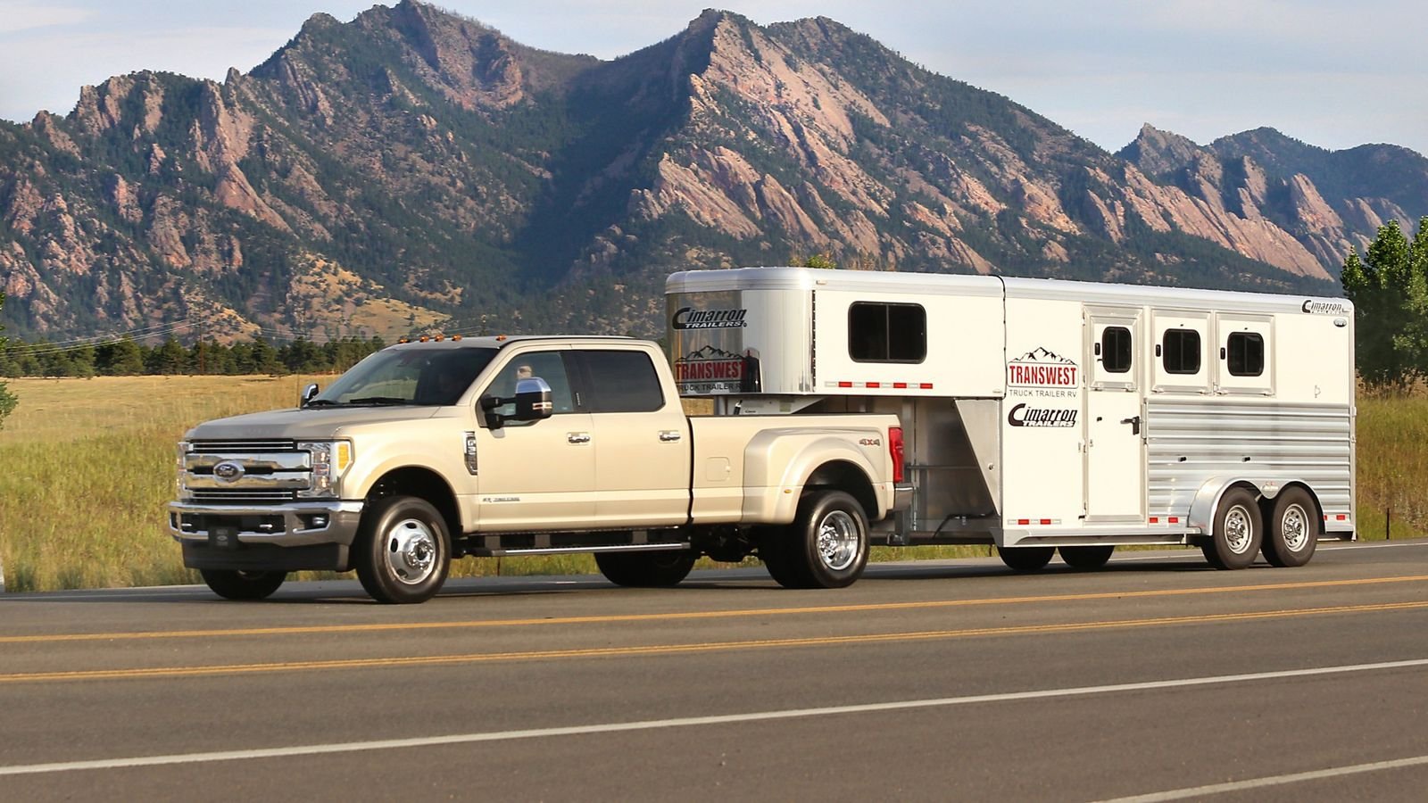 Class 3-5 truck commonly used for hotshot trucking dispatch